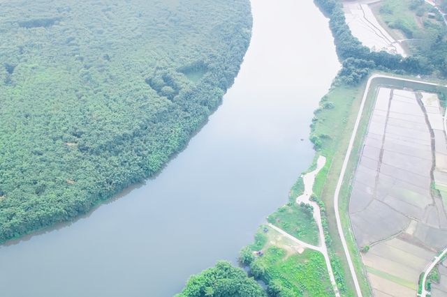 廣州露營無人打擾的山畔湖景