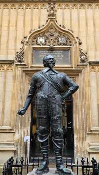 牛津大學最古老的圖書館——Bodleian Library