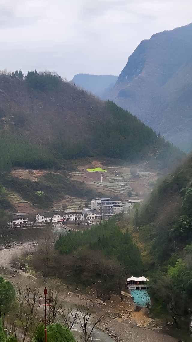 諾水洞天景區風光無限好