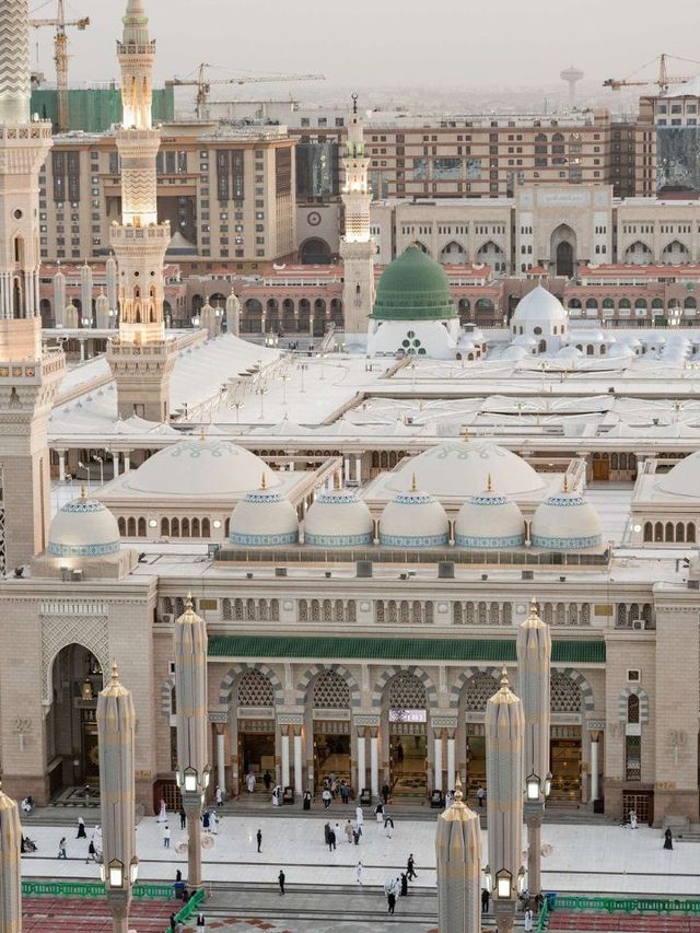 🕌✨ Medina's Marvel: Top Hotel Picks Near Masjid Nabawi! ✨🕌