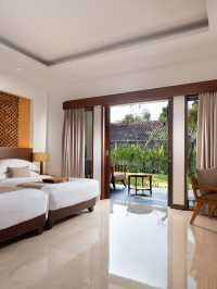 🌴🏖️ Bali Bliss: Beachfront Serenity at Niksoma Resort 🌅🍹