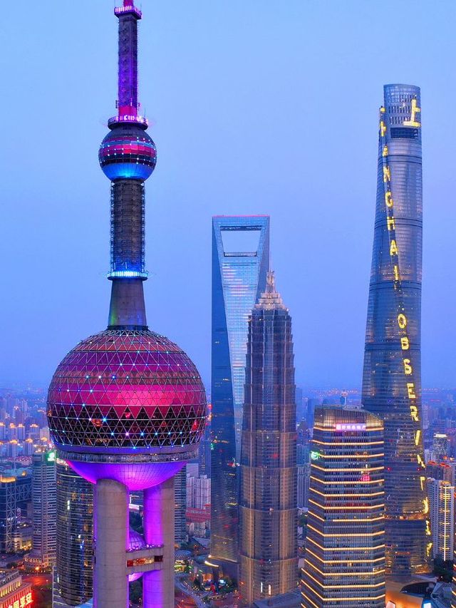 🌃✨ Shanghai's Dazzling Delights: Nightlife & Views 🎡🏙️