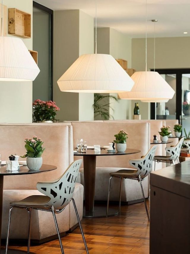 🌟 Lakeside Serenity in Lucerne: Hotel Hertenstein 🏨