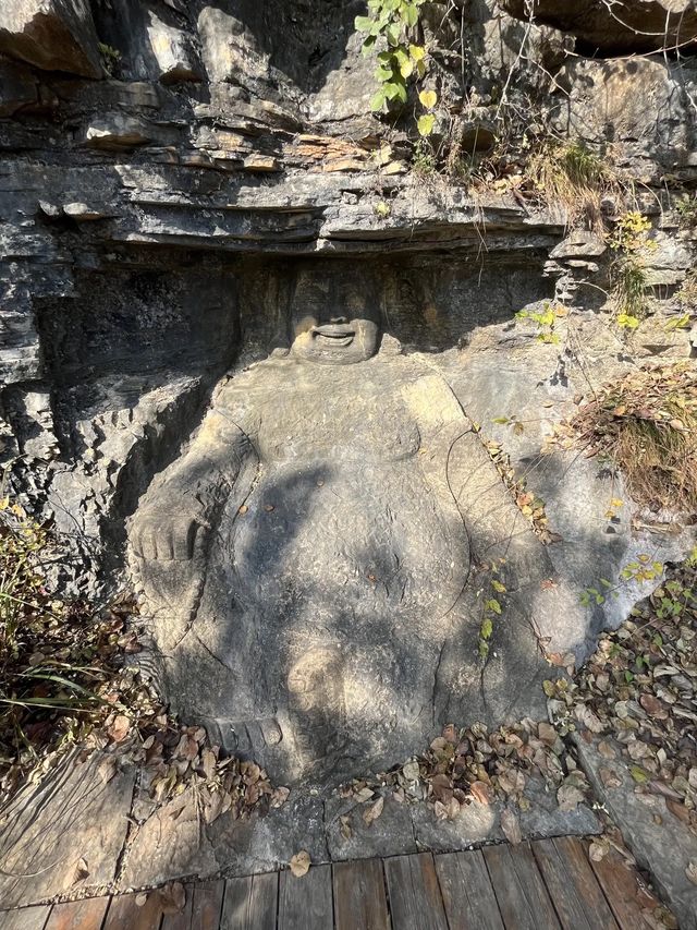 沂水靈泉山有哪些必看的景點？。