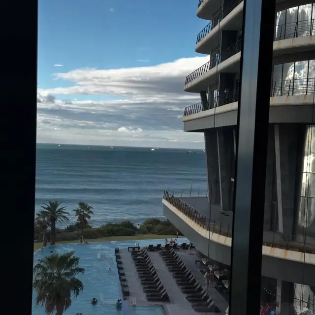 "Jeju Parnas Hotel: A Paradise for Relaxing Vacations."