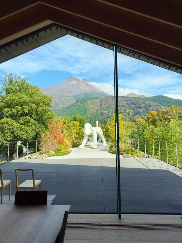 由布院｜隈研吾親自操刀的美術館。