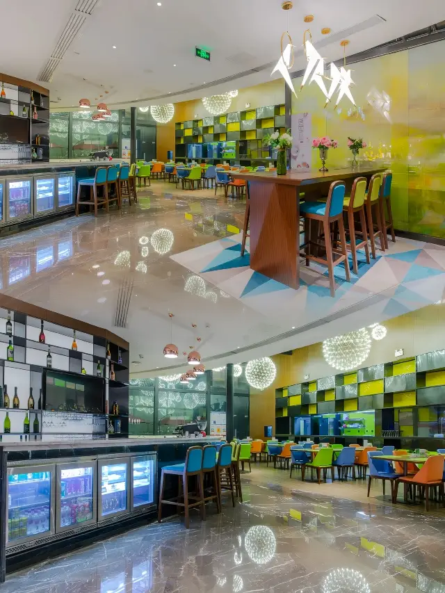 Stylish and Elegant - Hampton by Hilton Liuyang, Changsha