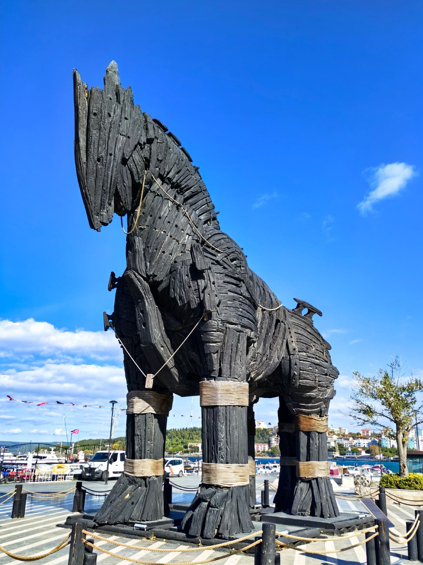 Trạm Türkiye 47, Trojan Horse