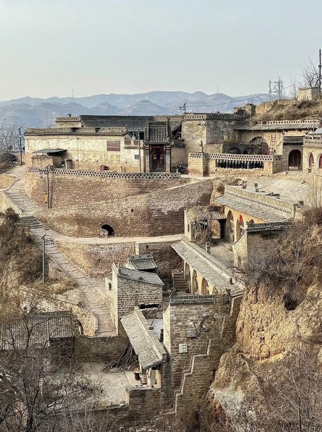 走進吳冠中畫裡的李家山村