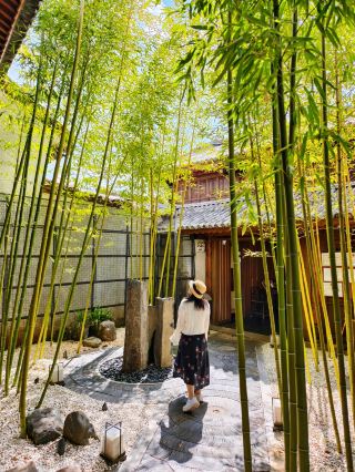 Staying at a 130-Year-Old Scholar's Mansion: Finding Serenity in Weishan, Yunnan