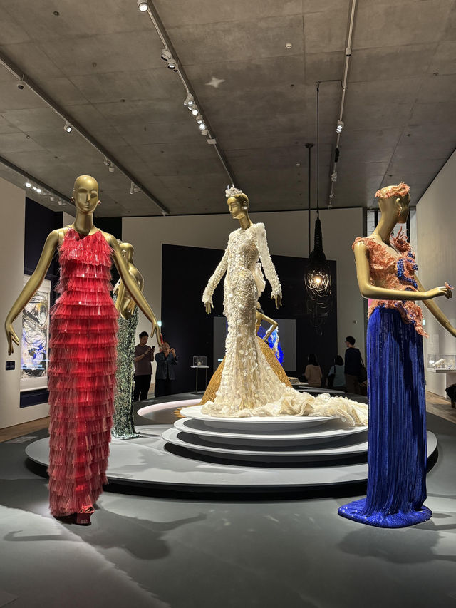 香港西九文化區M+博物館大堂展廳：藝術啟航之境
