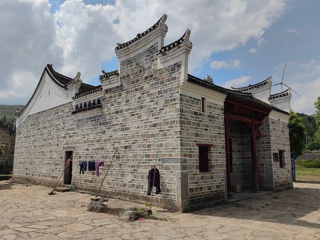 湖南臨武樂嶺村唐氏宗祠