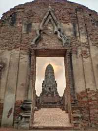 Sukhothai – Where Thailand's Golden Age Comes Alive! 🏛️🌿  