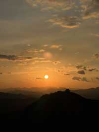 Quiet Sunset Hike on the Great Wall 🌅