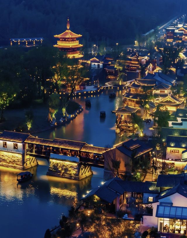 蘇東坡冇呃我！呢度係江浙滬最美夜遊小鎮！