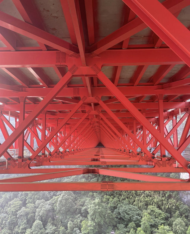 長沙→十八洞村自駕行：打卡矮寨大橋，解鎖紅色研學之旅