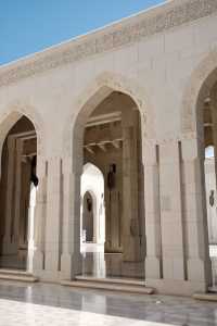 阿曼旅行 | 蘇丹卡布斯大清真寺  阿曼蘇丹卡布斯大清真寺（Sultan Qaboos Grand 