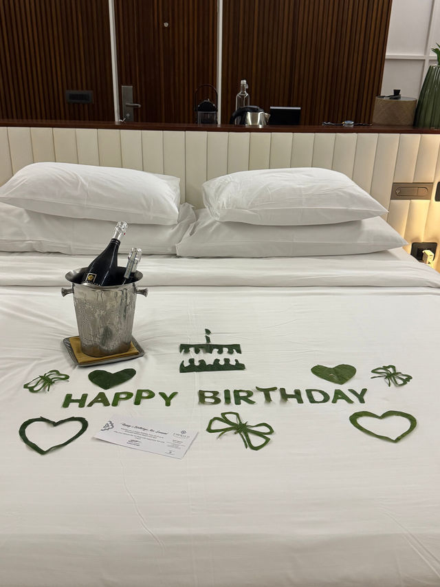 Exceptional Service at Emarald