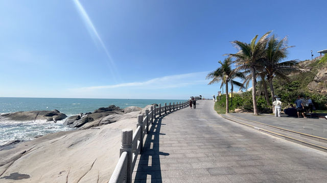 三亞燈塔下的治癒時光