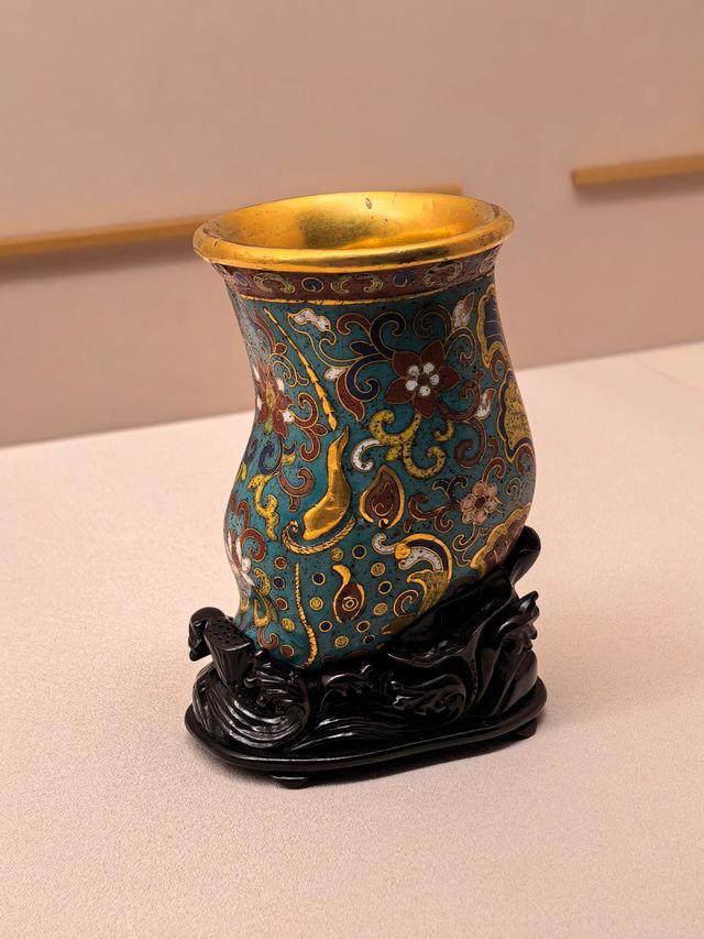 探秘上博隱藏寶藏掐絲琺瑯器展 探秘上博隱藏寶藏掐絲琺瑯器展