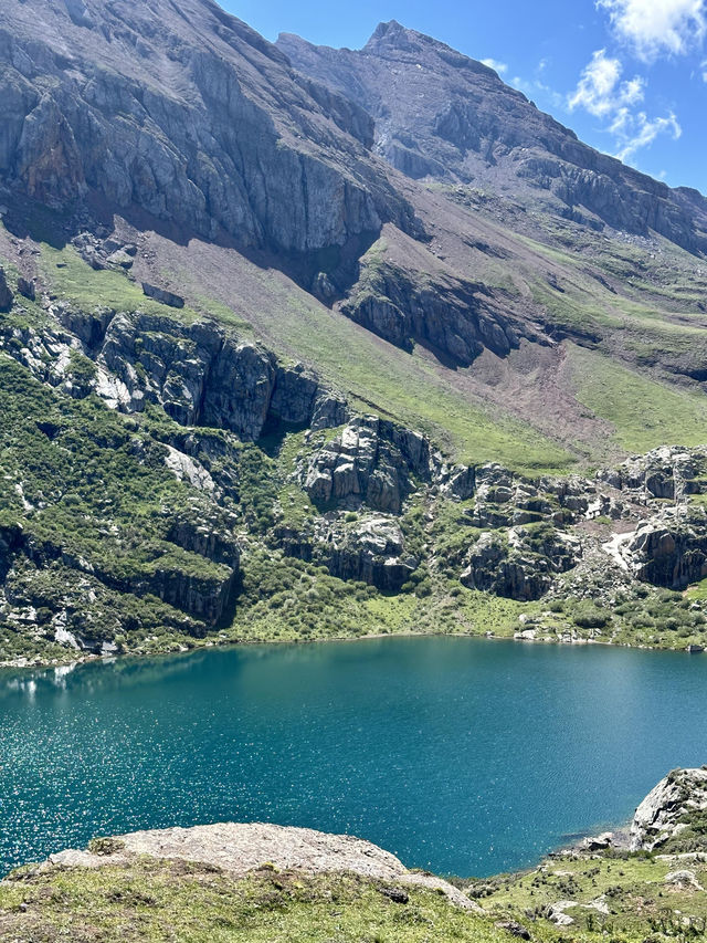 4800米高空神湖美到窒息中土世界真實存在 4800米高空神湖美到窒息中土世界真實存在