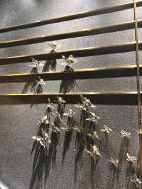 閨蜜小聚，提前感受下聖誕氣氛  終於拔草雙井這家酒願 Izakaya，店裡聖誕氣氛已經布置