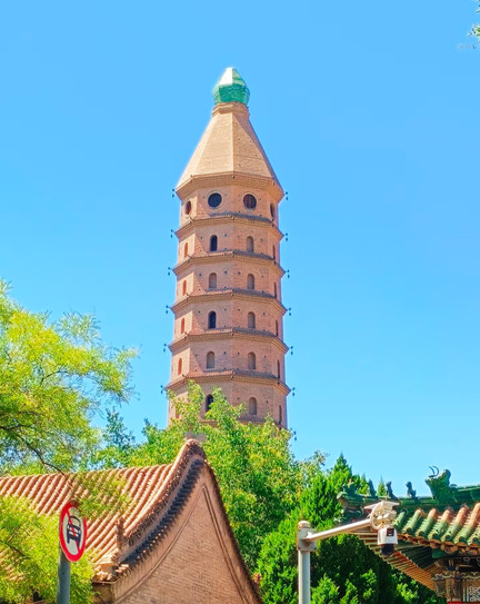 西夏仏塔究極攻略｜青銅峡108塔＋拝寺口双塔、必見スポット | Trip.com