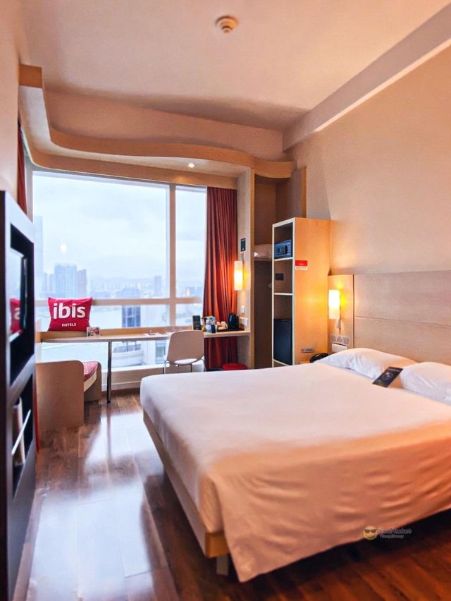 Decent Harbour View Staycation - ibis Hong Kong Central & Sheung Wan