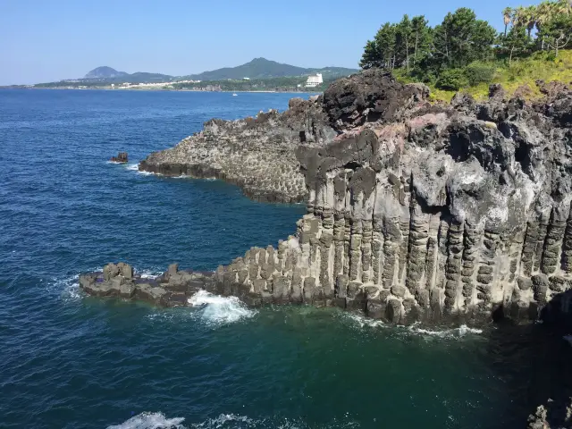 濟洲島欣賞天然地質柱狀節理
