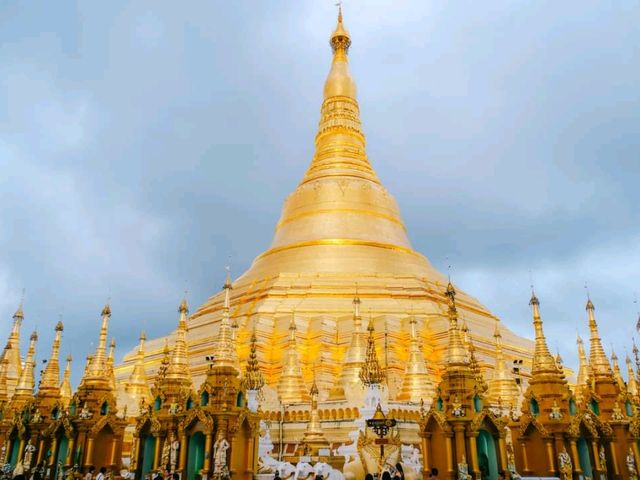 เจดีย์ชเวดากอง (สิงหาคม 2566)