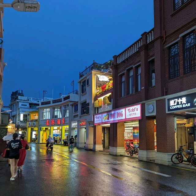The Zhongshan pedestrian road in Xiamen 👍☺️