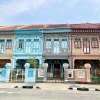 Joo Chiat’s Peranakan Houses and Cafés