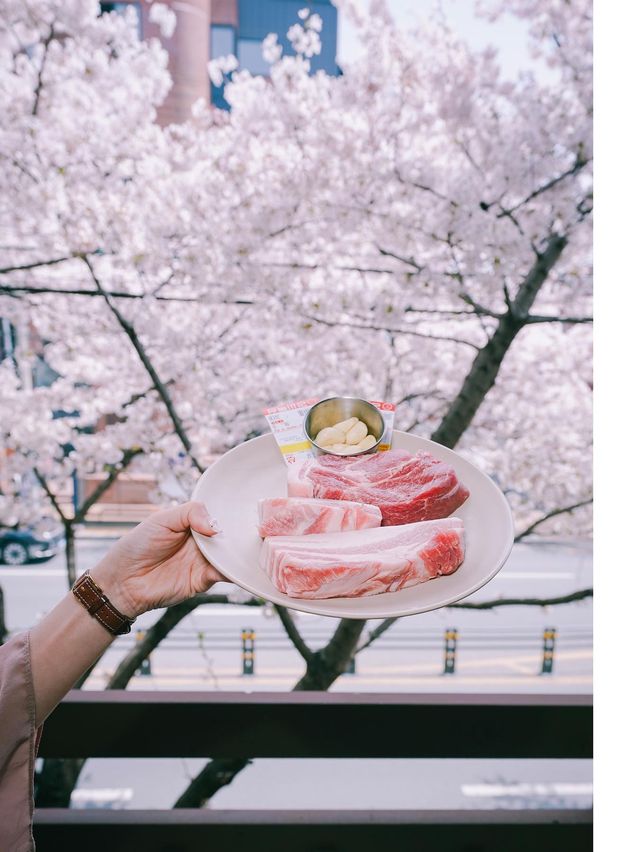 벚꽃뷰 대구 고기맛집 강씨목삼🌸👍