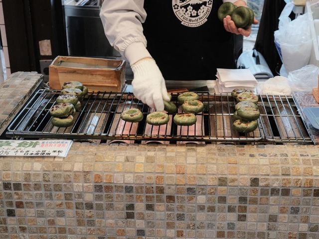 📍Oshino Hakkai (หมู่บ้านน้ำใส)