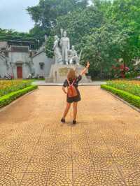 Roaming Hoan Kiem Lake