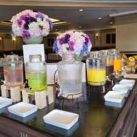 อาหารเช้าที่ Centara Riverside Chiang Mai 