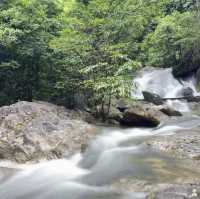 น้ำตกบริพัตร ความสวยของธรรมชาติ