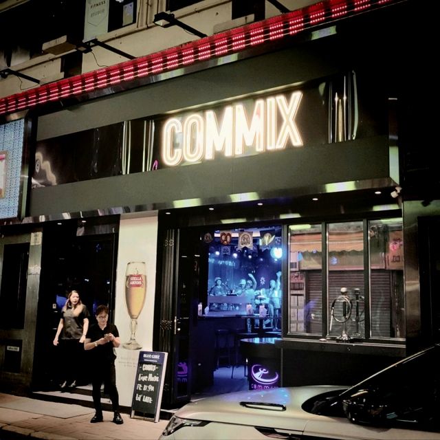特色雞尾酒與現場音樂—尖沙咀Commix Bar