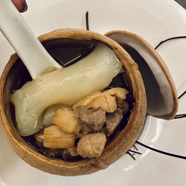 新派玩味創意粵菜 太古「龍莊」美味秋蟹 