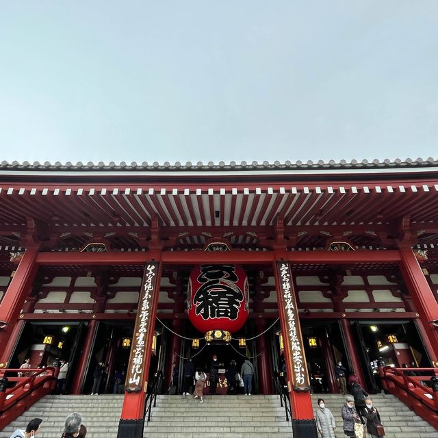 Kaminarimon, the Place MUST visit in Tokyo