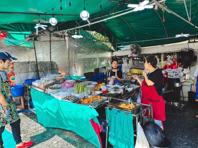 แหม่ม ต้มยำกุ้ง @บางลำภู เจ้าเก่า เจ้าเดิม 