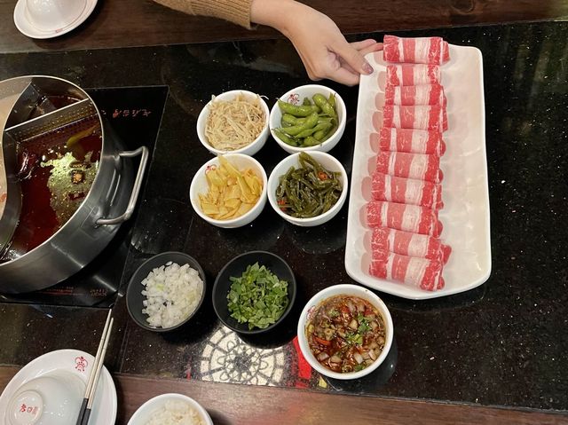 臺中北屯 老字號麻辣鍋 老四川巴蜀麻辣燙-台中漢口店