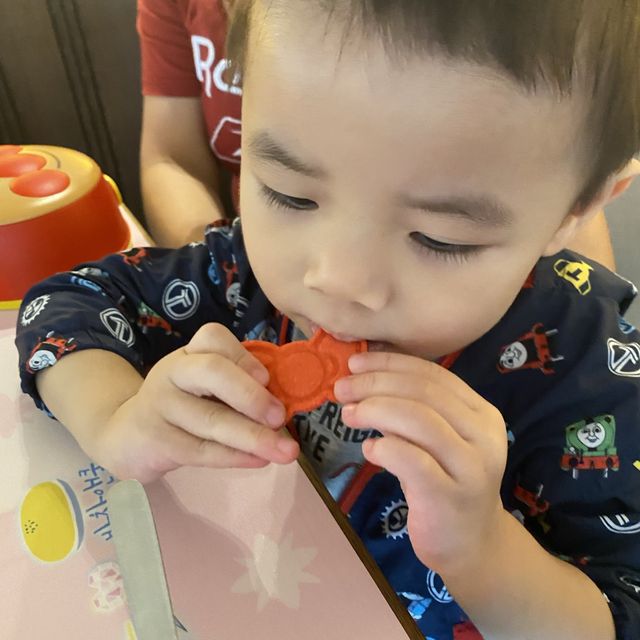 《期間限定》烘焙師𝓗𝓮𝓵𝓵𝓸 𝓚𝓲𝓽𝓽𝔂 ❤️紅寶石餐館