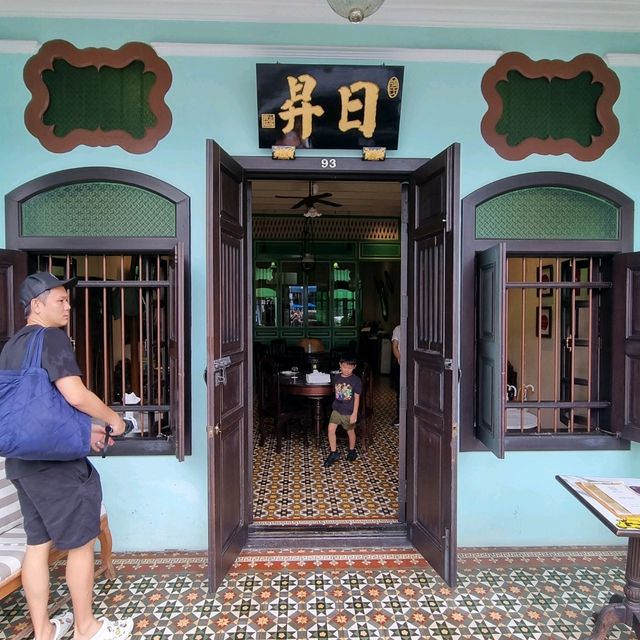 Take A Walk At Old Phuket Town 🇹🇭