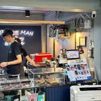  Middle Man roastery & coffee