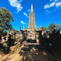 เจดีย์หินพันล้านก้อน วัดภูพนมดี  จ.อำนาจเจริญ