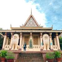 วัดพนม (Wat Phnom) พนมเปญ กัมพูชา