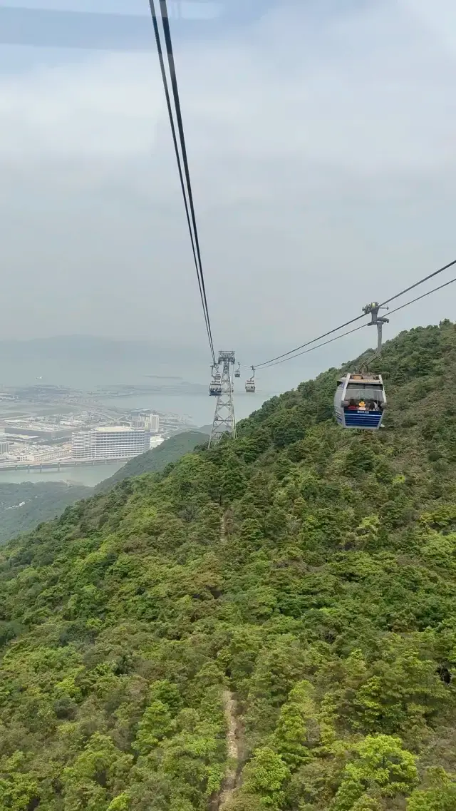 Scenic journey to Lantau Island