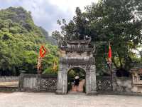 Temple of Emperor Le Dai Hanh