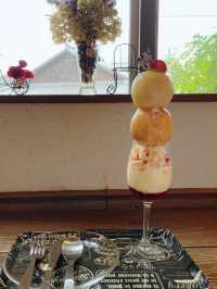 【福岡カフェ】桃のパフェがインパクト大